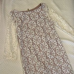 Vince Camuto white lace long sleeve dress